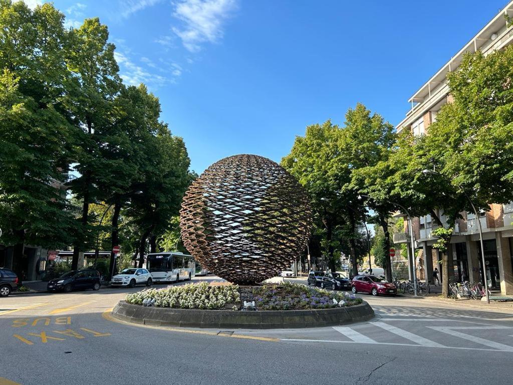Treviso, La Luna E Tu Exterior foto